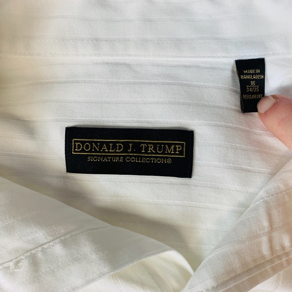 💼 Donald Trump White Textured Stripe Button 16 - Picture 7 of 8